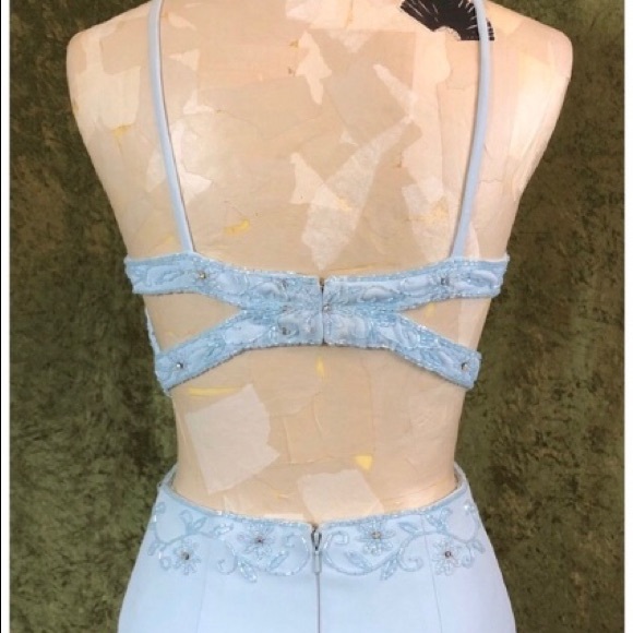 🥰Vintage Blue Prom Dress🥰 - Picture 3 of 5